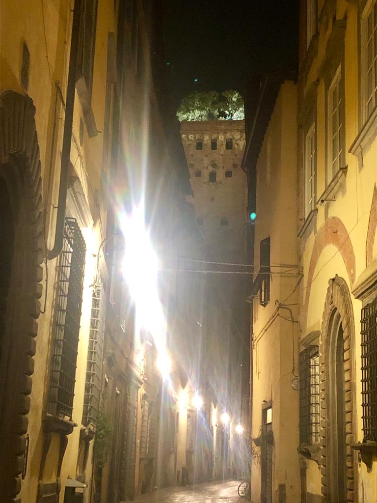 Lucca e le altre città musicali in Toscana - La signora del bello